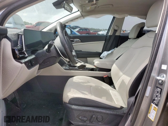 2024 Kia Sportage EX with VIN KNDPV3DFXR7289652, listed as a Copart auction lot 61652555 with 16,986 mi miles and Salvage title. Bid and sale history available at DreamBid. Image 7.
