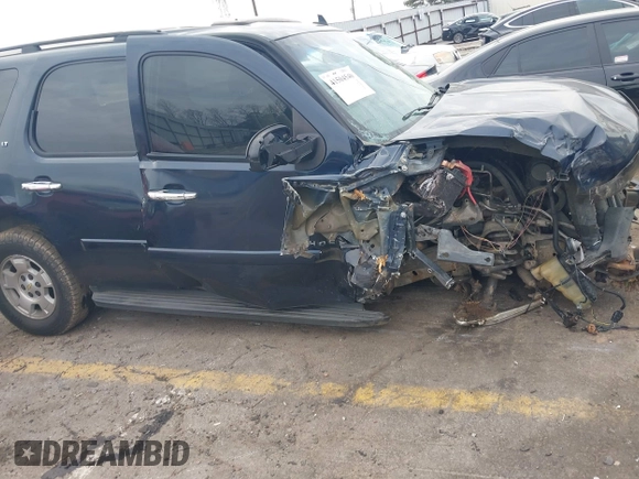 2008 Chevrolet Tahoe 1LT z VIN 1GNFK13018J127343, wystawiony jako IAAI lot #41504540 z przebiegiem Nie podano mil oraz . Historia ofert i sprzedaży dostępna na DreamBid. Obrazek 11.