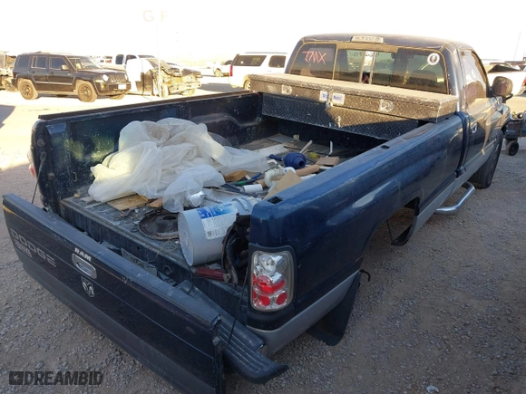 2000 Dodge Ram 1500 with VIN 1B7HC16Z5YS526954, listed as a IAAI auction lot 41627502 with 189,632 mi miles. Bid and sale history available at carsss.com. Image 4.