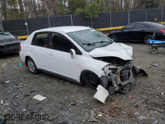 2009 Nissan Versa 1.8 S with VIN 3N1BC11E19L463266, listed as a Copart auction lot 47758755 with 111,257 mi miles and Salvage Title. Bid and sale history available at carsss.com. Image 4.