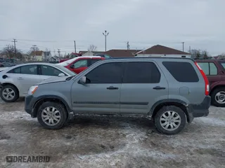 2005 Honda CR-V EX with VIN SHSRD77815U337505, listed as a IAAI auction lot 41441557 with 268,640 mi miles. Bid and sale history available at carsss.com. Image 14.