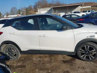 2019 Nissan Kicks S with VIN 3N1CP5CU5KL550663, listed as a IAAI auction lot 41659260 with 89,672 mi miles and . Bid and sale history available at carsss.com. Image 13.