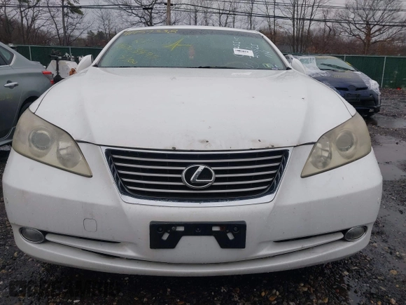 2008 Lexus ES with VIN JTHBJ46G982179140, listed as a IAAI auction lot 41959338 with Not Provided miles. Bid and sale history available at carsss.com. Image 6.