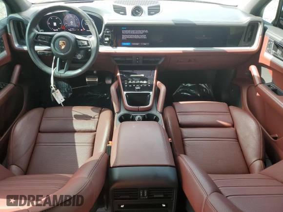 2024 Porsche Cayenne S with VIN WP1AL2AY7RDA33299, listed as a Copart auction lot 60818305 with 3,599 mi miles and Non repairable. Bid and sale history available at DreamBid. Image 8.