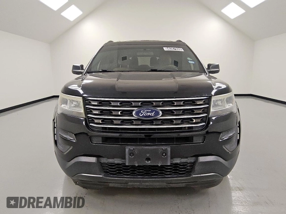 2017 Ford Explorer с VIN 1FM5K7B82HGB30310, выставлен на аукционе Copart как лот 58267935 с пробегом 124 866 миль миль и Чистый • Clean title. История ставок и продаж доступна на DreamBid. Изображение 5.