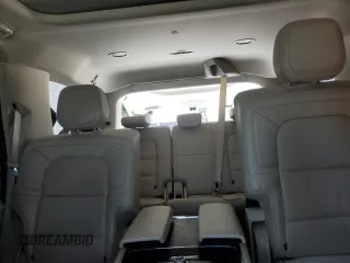 2019 Lincoln Navigator Reserve z VIN 5LMJJ2LT9KEL19544, wystawiony jako Copart lot #52240315 z przebiegiem 74 144 mil mil oraz Szkody całkowita. Historia ofert i sprzedaży dostępna na DreamBid. Obrazek 10.