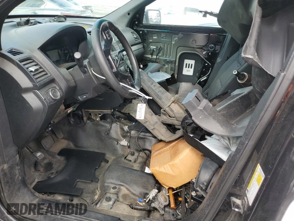 2017 Ford Police Interceptor Utility z VIN 1FM5K8AR6HGB33761, wystawiony jako Copart lot #43651195 z przebiegiem Nie podano mil oraz Tytuł czysty. Historia ofert i sprzedaży dostępna na DreamBid. Obrazek 7.