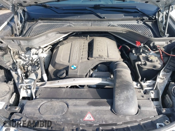 2015 BMW X6 xDrive35i with VIN 5UXKU2C50F0N77117, listed as a IAAI auction lot 41901159 with 104,820 mi miles. Bid and sale history available at carsss.com. Image 10.