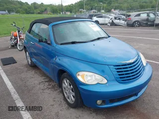 2008 Chrysler PT Cruiser z VIN 3C3HY55X58T112195, wystawiony jako IAAI lot #42167581 z przebiegiem 60 840 mil mil oraz . Historia ofert i sprzedaży dostępna na DreamBid. Obrazek 1.
