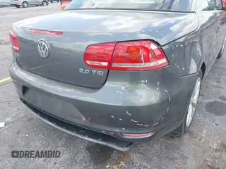 2014 Volkswagen Eos Sport with VIN WVWBW8AH2EV000313, listed as a IAAI auction lot 42333112 with 106,125 mi miles and . Bid and sale history available at DreamBid. Image 17.