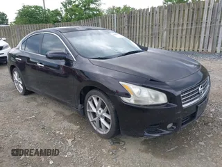 2010 Nissan Maxima SV z VIN 1N4AA5AP1AC819485, wystawiony jako IAAI lot #42480327 z przebiegiem 207 461 mil mil oraz . Historia ofert i sprzedaży dostępna na DreamBid. Obrazek 1.