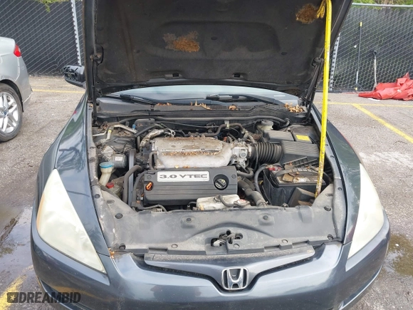 2005 Honda Accord Cpe LX V6 SE with VIN 1HGCM82425A015974, listed as a IAAI auction lot 42051702 with 205,286 mi miles. Bid and sale history available at carsss.com. Image 10.