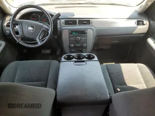 2008 Chevrolet Tahoe LS с VIN 1GNFC13C78J122428, выставлен на аукционе Copart как лот 60544035 с пробегом 253 356 миль миль и Чистый • Clean title. История ставок и продаж доступна на DreamBid. Изображение 8.