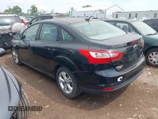 2013 Ford Focus SE z VIN 1FADP3F27DL183754, wystawiony jako IAAI lot #42677654 z przebiegiem 117 966 mil mil oraz . Historia ofert i sprzedaży dostępna na DreamBid. Obrazek 3.