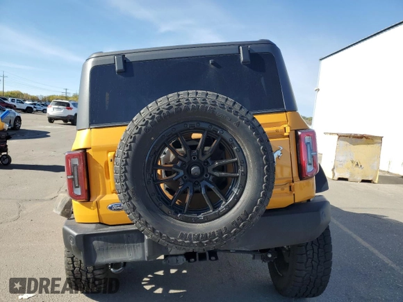 2022 Ford Bronco with VIN 1FMEE5BP6NLB66152, listed as a Copart auction lot 76822374 with 43,884 mi miles and Salvage title. Bid and sale history available at DreamBid. Image 6.