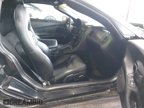 2004 Chevrolet Corvette with VIN 1G1YY22G745105394, listed as a IAAI auction lot 41895807 with 114,849 mi miles and . Bid and sale history available at DreamBid. Image 5.