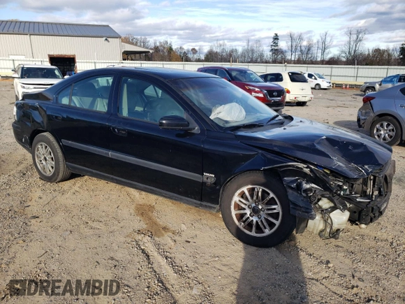 2004 Volvo S60 with VIN YV1RS61T742339081, listed as a Copart auction lot 82175424 with 142,821 mi miles and Clean Title. Bid and sale history available at carsss.com. Image 4.