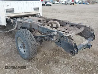 2017 Ford Super Duty F-250 SRW XL with VIN 1FD7W2B69HEC90498, listed as a IAAI auction lot 42032220 with 1 mi miles. Bid and sale history available at carsss.com. Image 6.