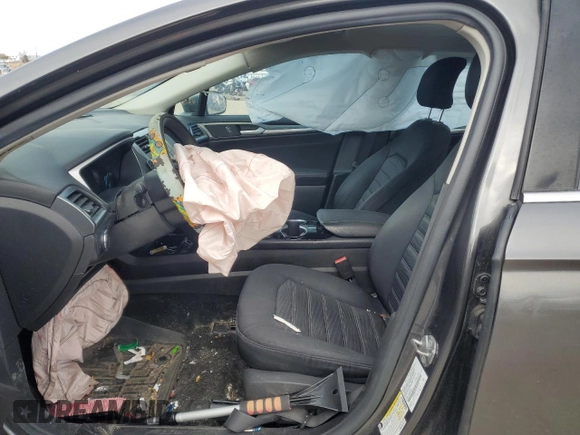 2016 Ford Fusion SE with VIN 3FA6P0H73GR146285, listed as a Copart auction lot 47891185 with 136,813 mi miles and Salvage title. Bid and sale history available at DreamBid. Image 7.