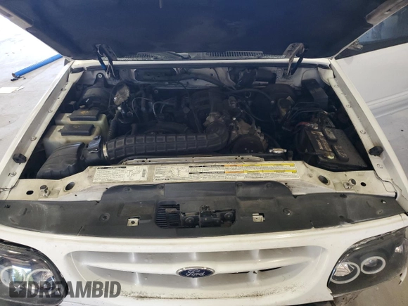 2000 Ford Explorer with VIN 1FMYU60X3YUA72785, listed as a Copart auction lot 61815325 with 184,643 mi miles and Clean title. Bid and sale history available at DreamBid. Image 12.