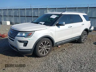 2019 Ford Explorer Platinum z VIN 1FM5K8HT5KGA58043, wystawiony jako IAAI lot #42150621 z przebiegiem 173 868 mil mil oraz . Historia ofert i sprzedaży dostępna na DreamBid. Obrazek 18.
