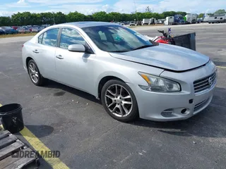2009 Nissan Maxima 3.5 SV w/Sport Pkg with VIN 1N4AA51E99C824766, listed as a IAAI auction lot 41693353 with 159,902 mi miles. Bid and sale history available at carsss.com. Image 1.