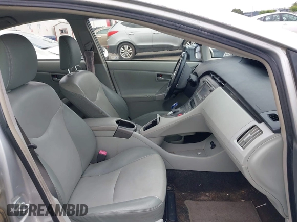 2013 Toyota Prius One with VIN JTDKN3DUXD5550436, listed as a IAAI auction lot 42065147 with 184,759 mi miles. Bid and sale history available at carsss.com. Image 5.