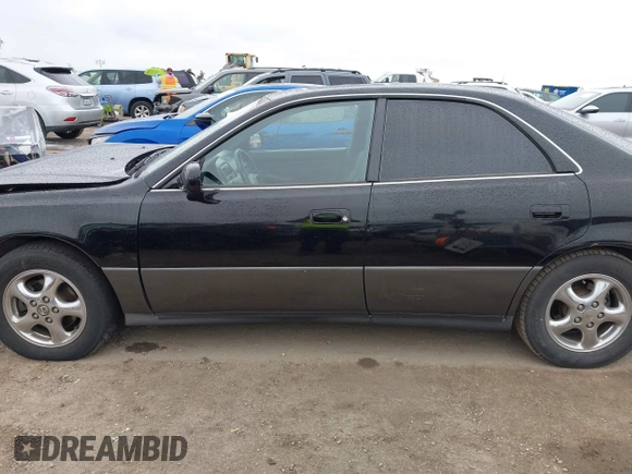 1999 Lexus ES 300 с VIN JT8BF28G9X5060374, выставлен на аукционе IAAI как лот 41809173 с пробегом 240 274 миль миль и . История ставок и продаж доступна на DreamBid. Изображение 14.