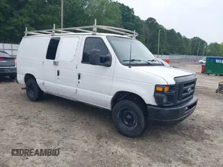 2008 Ford Econoline Cargo Commercial z VIN 1FTNE14W88DA06788, wystawiony jako IAAI lot #42256063 z przebiegiem 158 974 mil mil oraz . Historia ofert i sprzedaży dostępna na DreamBid. Obrazek 1.
