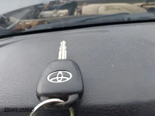 2018 Toyota Tacoma SR5 with VIN 3TMAZ5CN5JM068632, listed as a IAAI auction lot 41634912 with 73,989 mi miles. Bid and sale history available at carsss.com. Image 11.