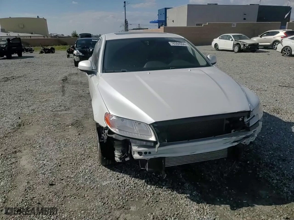 2015 Volvo S80 T5 Drive-E with VIN YV140MAK8F1186232, listed as a Copart auction lot 78384064 with NaN miles and Salvage Title. Bid and sale history available at carsss.com. Image 10.