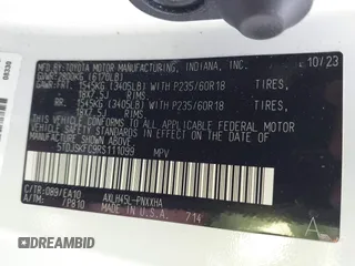 2024 Toyota Sienna XLE z VIN 5TDJSKFC9RS111099, wystawiony jako IAAI lot #42061708 z przebiegiem 15 741 mil mil oraz . Historia ofert i sprzedaży dostępna na DreamBid. Obrazek 9.