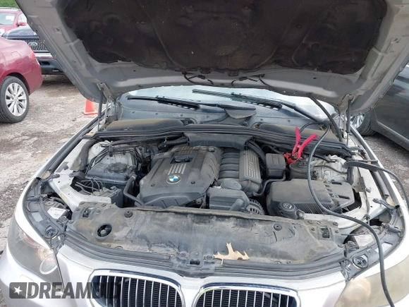 2008 BMW 5 Series 528i with VIN WBANU53588CT03016, listed as a IAAI auction lot 42009866 with 251,490 mi miles and . Bid and sale history available at carsss.com. Image 10.