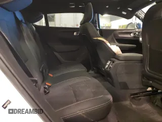 2023 Volvo C40 Recharge Pure Electric Ultimate with VIN YV4ED3GM1P2050938, listed as a Copart auction lot 87586395 with 12,299 mi miles and Salvage Title. Bid and sale history available at carsss.com. Image 10.
