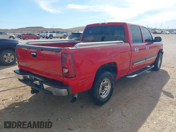 2003 Chevrolet Silverado 1500HD LS z VIN 1GCGC13U83F238531, wystawiony jako IAAI lot #41809747 z przebiegiem 316 028 mil mil oraz . Historia ofert i sprzedaży dostępna na DreamBid. Obrazek 4.