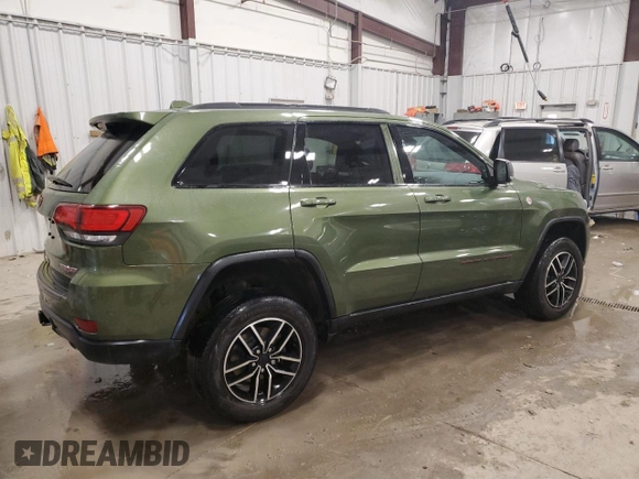 2019 Jeep Grand Cherokee Trailhawk with VIN 1C4RJFLG5KC810600, listed as a Copart auction lot 43541915 with 82,165 mi miles and Salvage title. Bid and sale history available at DreamBid. Image 3.
