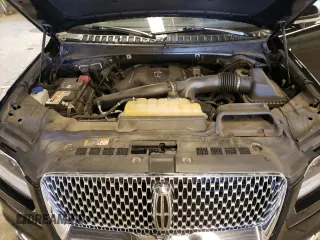 2018 Lincoln Navigator Reserve z VIN 5LMJJ2LT1JEL13316, wystawiony jako Copart lot #64088973 z przebiegiem 96 471 mil mil oraz . Historia ofert i sprzedaży dostępna na DreamBid. Obrazek 12.