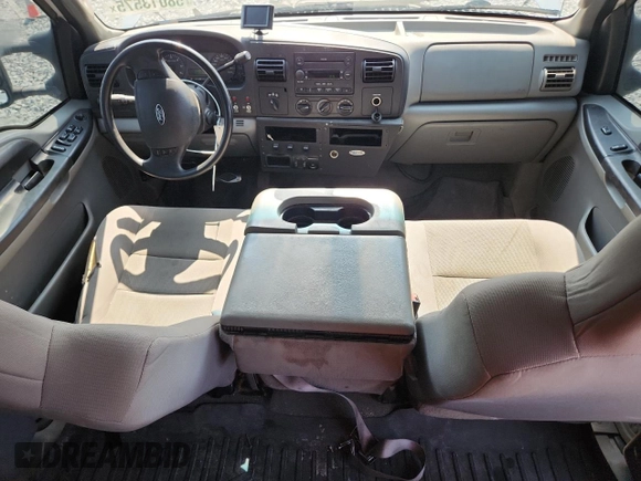 2007 Ford F-250 XL with VIN 1FTSW21597EA38577, listed as a Copart auction lot 58013575 with 189,924 mi miles and Salvage title. Bid and sale history available at DreamBid. Image 8.