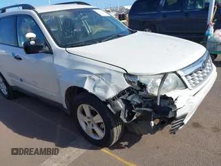 2013 Subaru Forester 2.5X with VIN JF2SHBBC1DH400422, listed as a IAAI auction lot 41752882 with 115,172 mi miles. Bid and sale history available at carsss.com. Image 6.