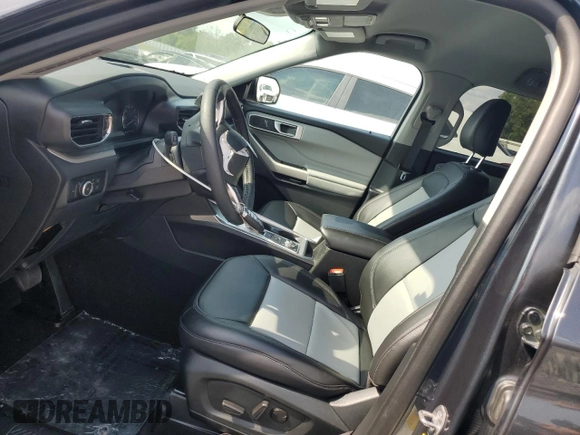 2024 Ford Explorer XLT with VIN 1FMSK8DH3RGA50909, listed as a Copart auction lot 56539375 with 26,700 mi miles and Clean title. Bid and sale history available at DreamBid. Image 7.