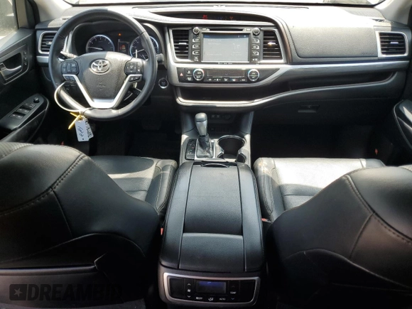 2017 Toyota Highlander Limited with VIN 5TDYZRFH7HS192035, listed as a Copart auction lot 59598985 with 106,595 mi miles and Salvage title. Bid and sale history available at DreamBid. Image 8.