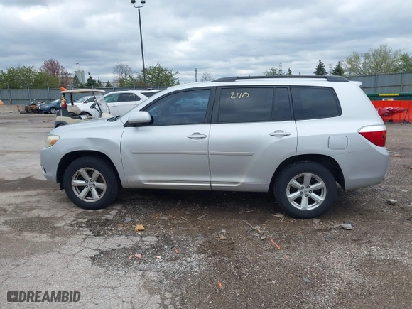 2009 Toyota Highlander with VIN JTEDS41A792092585, listed as a IAAI auction lot 42092110 with 266,217 mi miles. Bid and sale history available at carsss.com. Image 14.