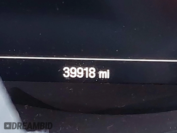 2018 Chevrolet Trax Premier with VIN 3GNCJRSB2JL267942, listed as a IAAI auction lot 41190953 with 39,918 mi miles. Bid and sale history available at carsss.com. Image 14.