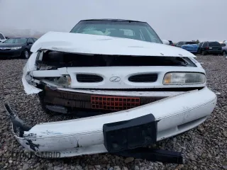 1998 Oldsmobile 88 LS z VIN 1G3HN52K8W4865297, wystawiony jako Copart lot #78698224 z przebiegiem 271 468 mil mil oraz Szkoda całkowita • Salvage title. Historia ofert i sprzedaży dostępna na DreamBid. Obrazek 5.