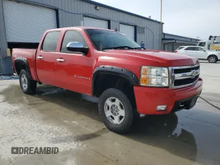 2007 Chevrolet Silverado 1500 LTZ with VIN 2GCEK13M971537923, listed as a Copart auction lot 50879955 with 219,547 mi miles and Salvage Title. Bid and sale history available at DreamBid. Image 4.