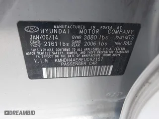 2014 Hyundai Elantra SE with VIN KMHDH4AE8EU092157, listed as a IAAI auction lot 41849735 with 152,161 mi miles. Bid and sale history available at carsss.com. Image 9.