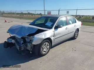 2005 Chevrolet Malibu with VIN 1G1ZS52F75F234245, listed as a IAAI auction lot 40588144 with 171,813 mi miles. Bid and sale history available at carsss.com. Image 2.