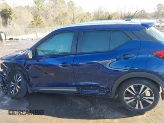 2020 Nissan Kicks SR with VIN 3N1CP5DV7LL535557, listed as a IAAI auction lot 41384085 with 47,147 mi miles. Bid and sale history available at carsss.com. Image 14.