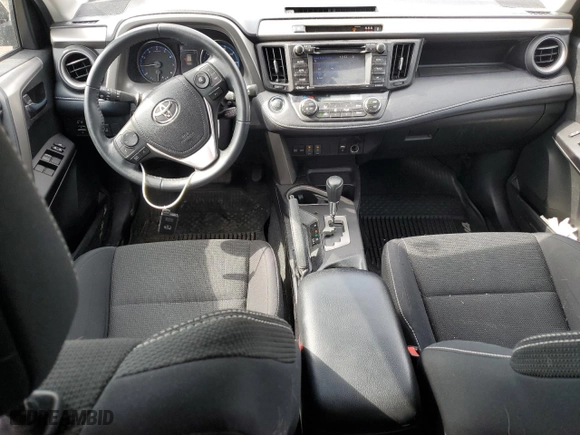 2018 Toyota RAV4 XLE with VIN 2T3RFREVXJW808190, listed as a Copart auction lot 47371645 with 59,046 mi miles and Salvage Title. Bid and sale history available at carsss.com. Image 8.