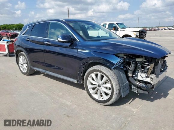 2019 Infiniti QX50 Essential with VIN 3PCAJ5M30KF111736, listed as a Copart auction lot 59360515 with 34,322 mi miles and Clean title. Bid and sale history available at DreamBid. Image 4.